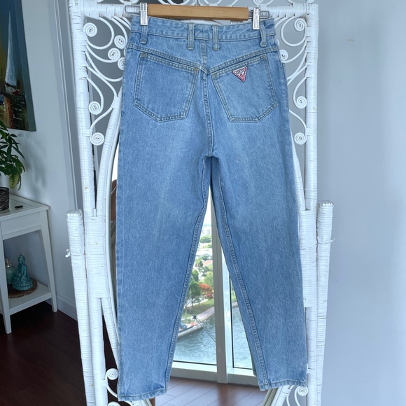 VTG Guess high waist mom jeans - Picture 7 of 11
